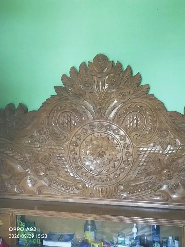 আর্জেন্ট খাট বিক্রি করা হবে।