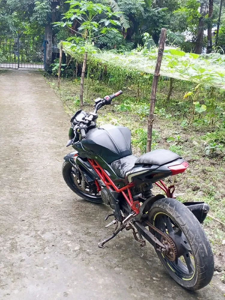Bike name vanilla tnt 150 cc