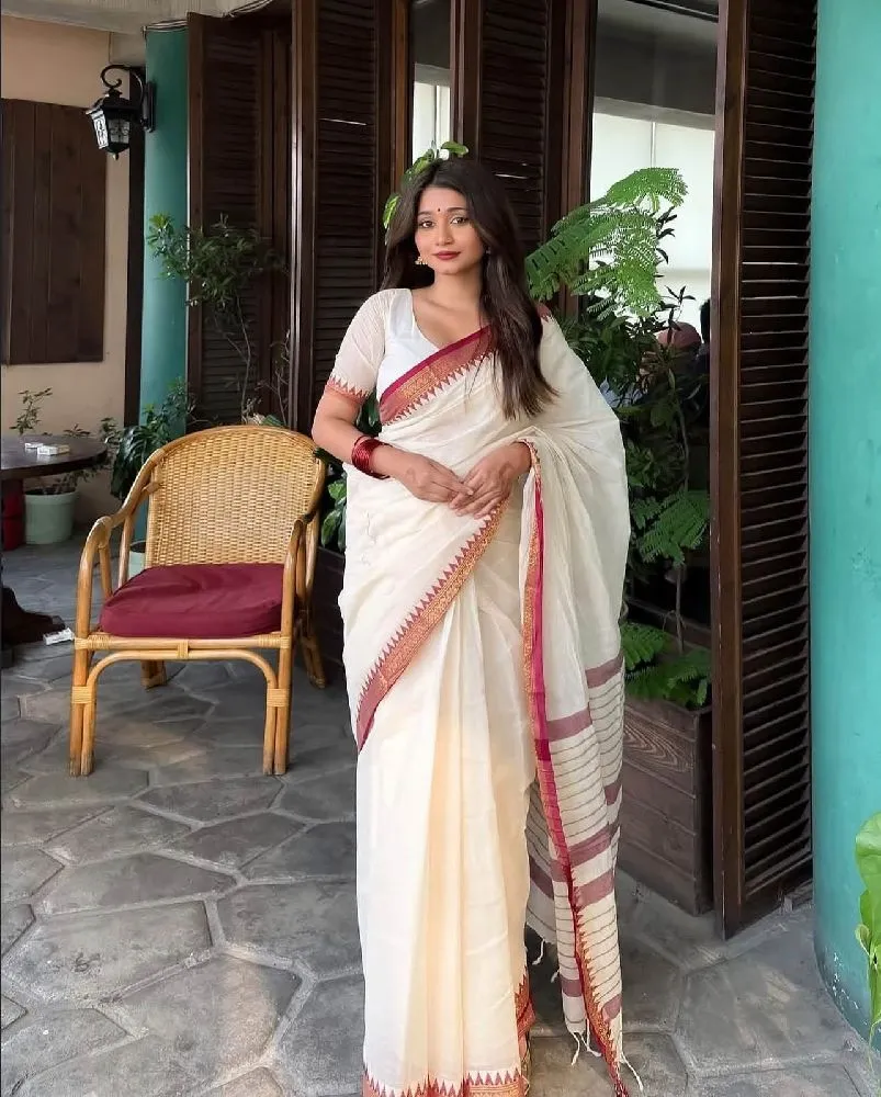 প্রিমিয়াম ১২ হাত আফসান প্রিন্ট শাড়ি উইথ টার্সেলদারুণ ডিজাইন, সফট ফ্যাব্রিক স্টাইল ও কমফোর্ট দুই একসাথে! নিজে পরুন বা প্রিয়জনকে উপহার দিন, সবার নজর কাড়বে এই আকর্ষণীয় শাড়িটি।✨ প্রোডাক্ট ডিটেইলস:* 🌾 ফ্যাব্রিক: অত্যন্ত সফট ও আরামদায়ক ফ্যাব্রিক।* 🎨 ডিজাইন: 