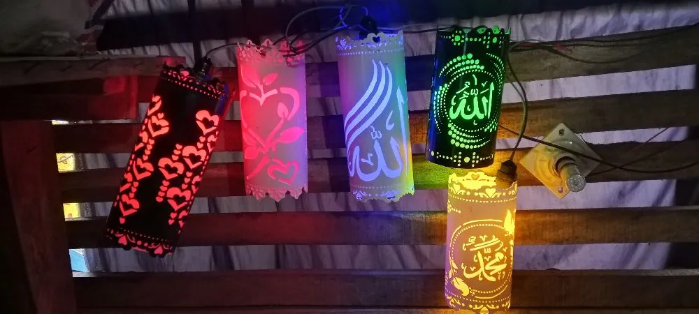 নতুন ও ইউনিক ডিজাইনার ল্যাম্প কালেকশন!💡🏮​আপনার বাসা, অফিস কিংবা ক্যাফেতে প্রিমিয়াম ও অভিজাত লুক আনতে নিয়ে এলাম চমৎকার সব লাইটিং আইডিয়া। ফ্লোর ল্যাম্প, ঝাড়বাতি, ওয়াল ল্যাম্প থেকে শুরু করে টেবিল ল্যাম্প—সব ধরনের আকর্ষণীয় ডিজাইন পাবেন আমাদের এই কালেকশনে। 🕯️💡